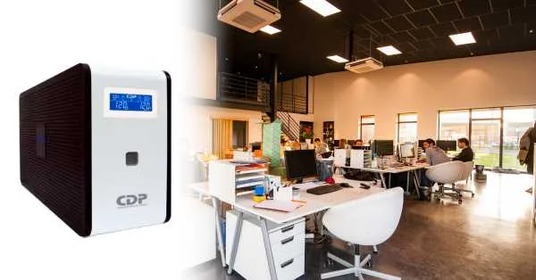 SAI o UPS en una oficina con personas trabajando
